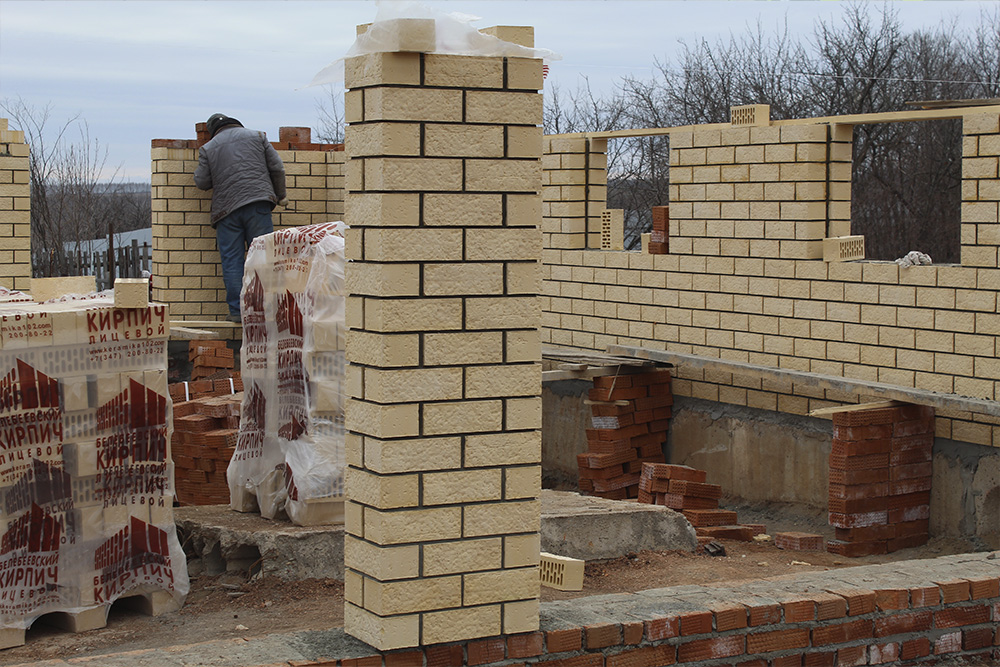 Белебеевский кирпич лицевой 1НФ имбирь рустик